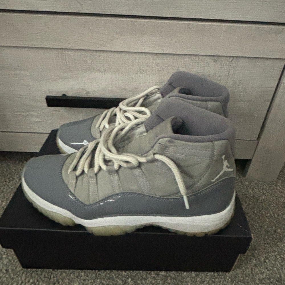 Air Jordan Cool Greys